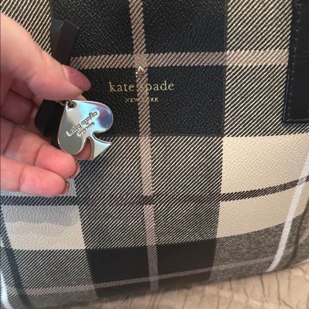 Kate Spade Plaid Tote in Black and Cream with Wallet - Picture 4 of 6